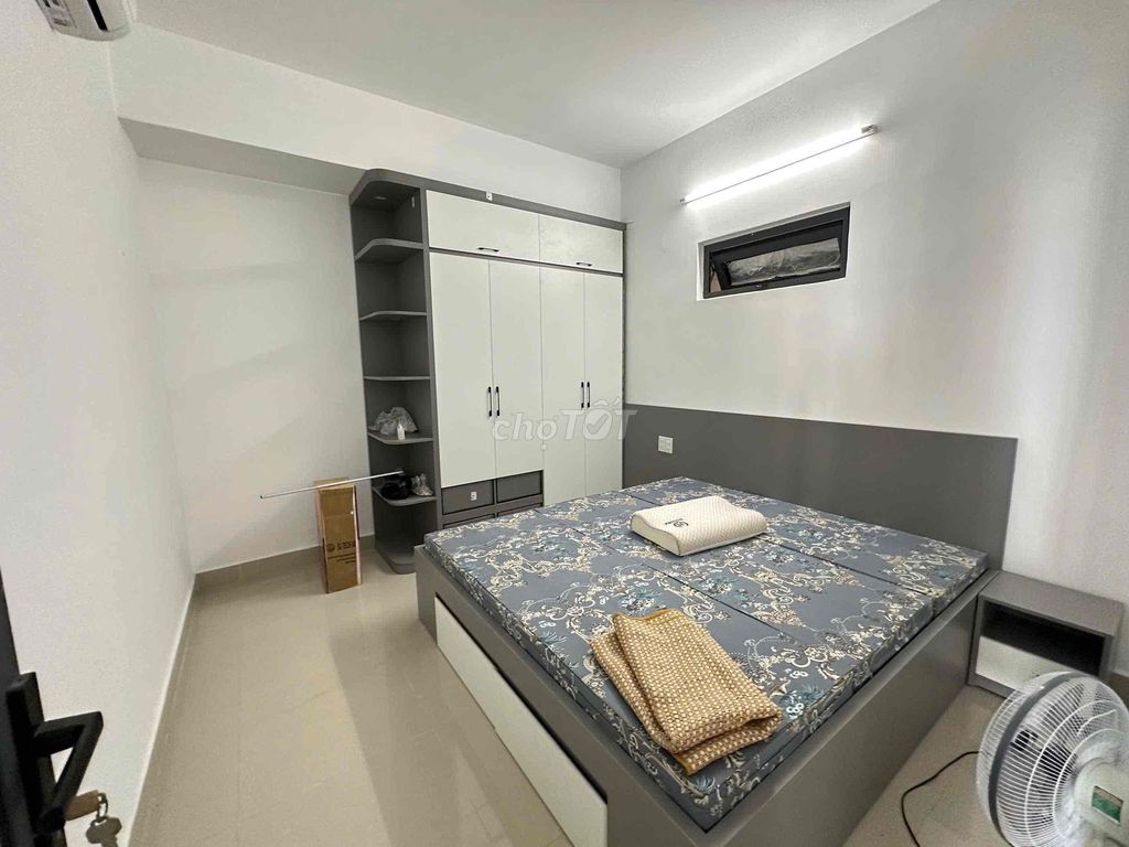 Квартира, 3 спальни · 77 м² 2