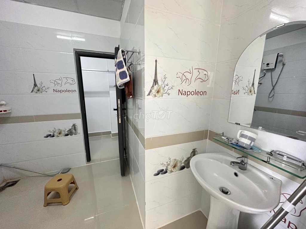 Квартира, 3 спальни · 77 м² 5