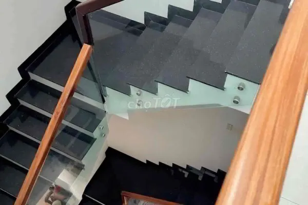 Дом, 5 спален · 100 м² 5