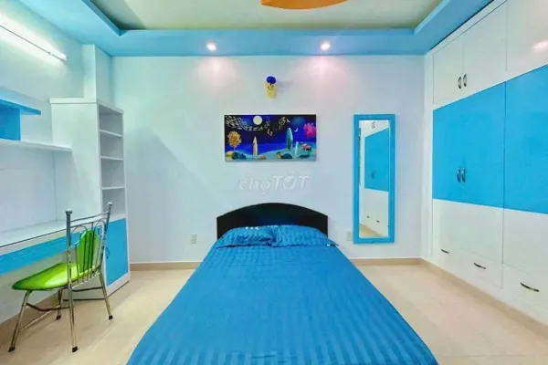 Дом, 5 спален · 100 м² 4
