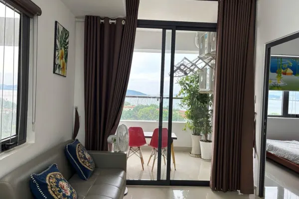 Квартира, 3 спальни · 77 м² 2