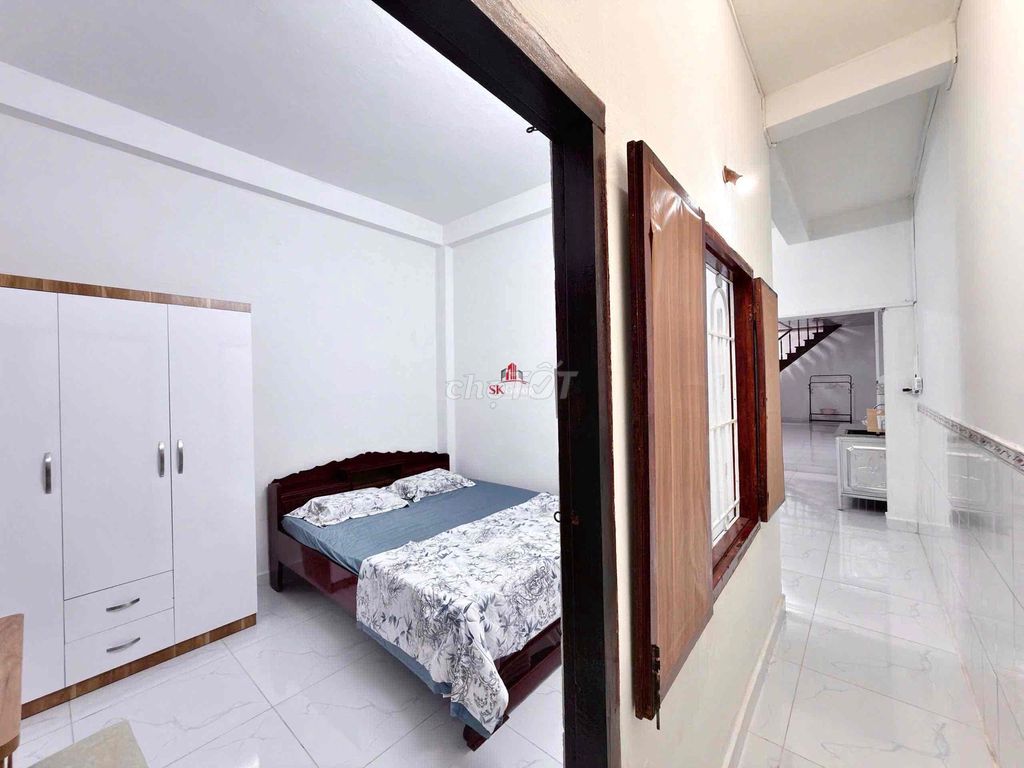 Квартира, 2 спальни · 120 м² 4