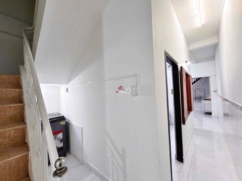 Квартира, 2 спальни · 120 м² 6