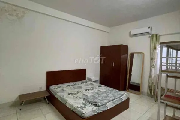 Дом, 5 спален · 90 м²