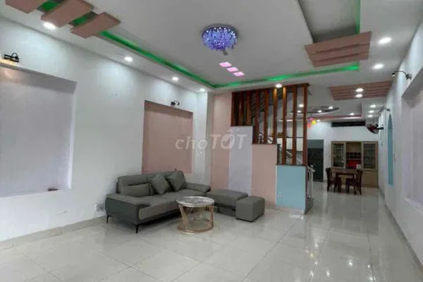 Дом, 5 спален · 90 м² 3