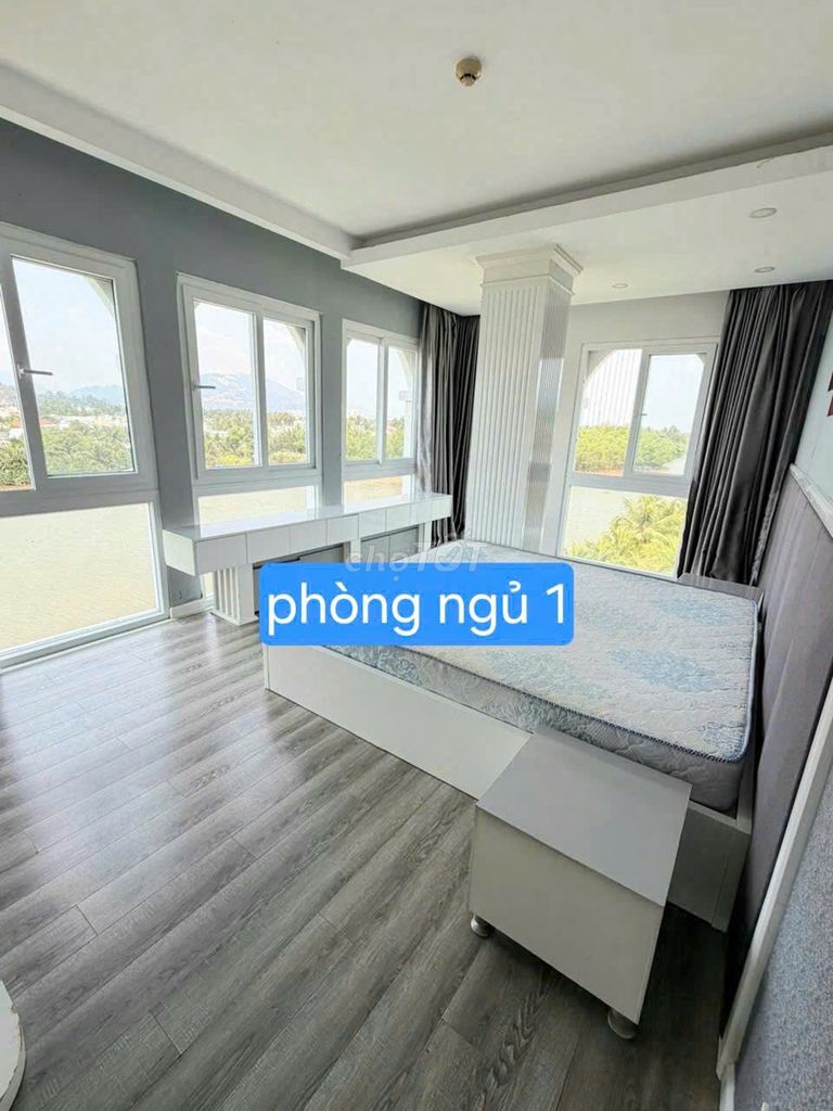 Квартира, 2 спальни · 90 м² 7