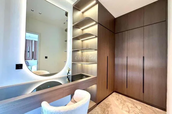 Квартира, 3 спальни · 138 м² 6