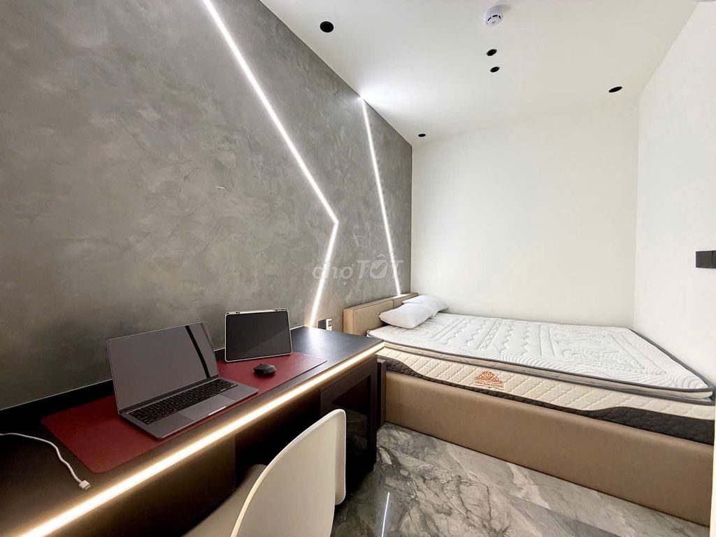 Квартира, 3 спальни · 138 м² 8