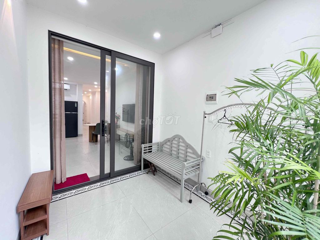 Квартира, 2 спальни · 100 м²