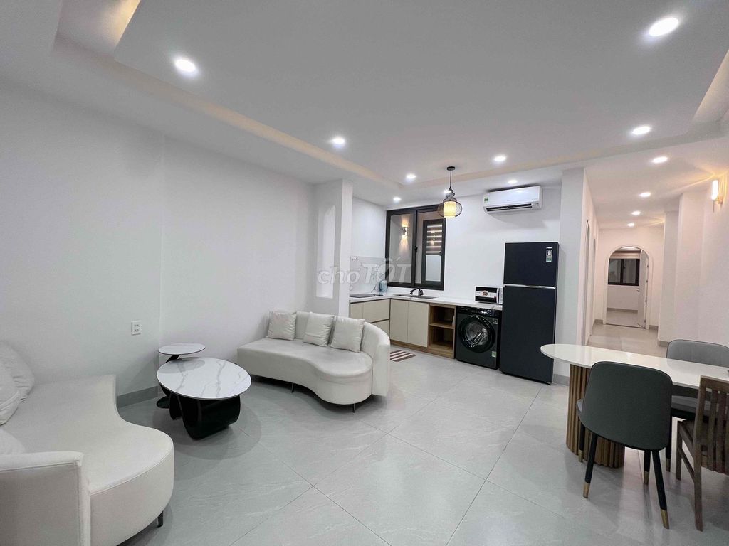 Квартира, 2 спальни · 100 м² 3