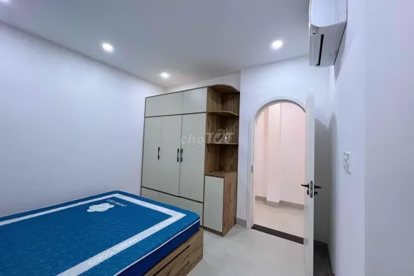 Квартира, 2 спальни · 100 м² 9