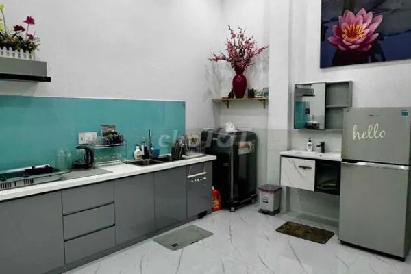 Дом, 5 спален · 84 м² 5