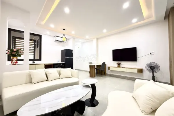 Квартира, 2 спальни · 90 м²
