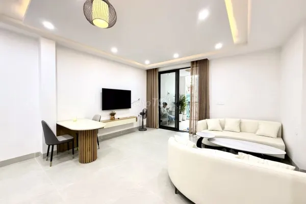 Квартира, 2 спальни · 90 м² 2