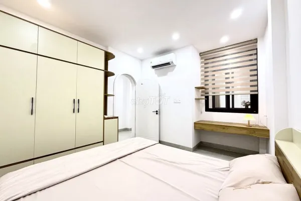 Квартира, 2 спальни · 90 м² 6