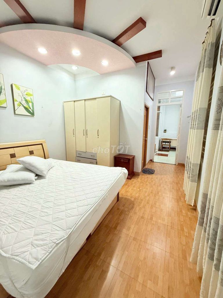 Дом, 5 спален · 60 м² 5