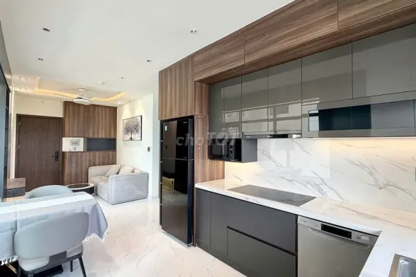 Квартира, 2 спальни · 80 м² 3