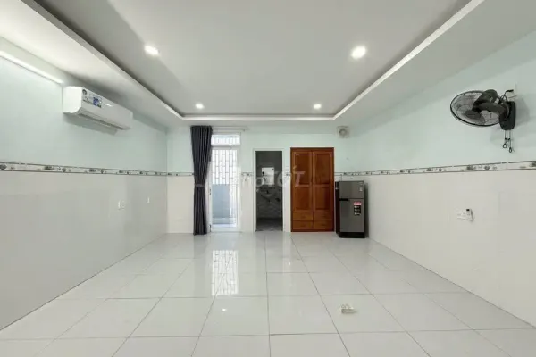 Дом, 5 спален · 300 м² 3
