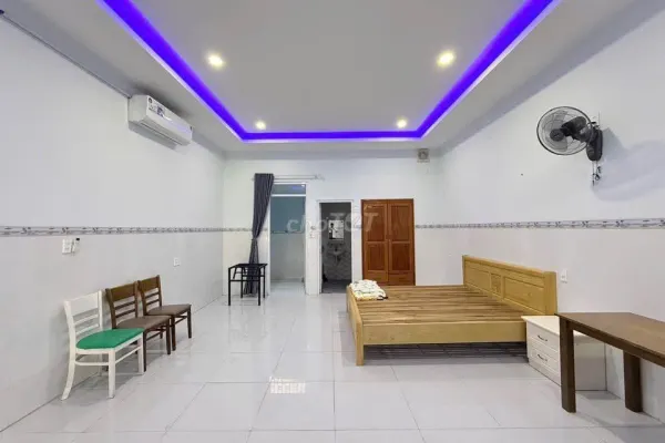 Дом, 5 спален · 300 м² 4