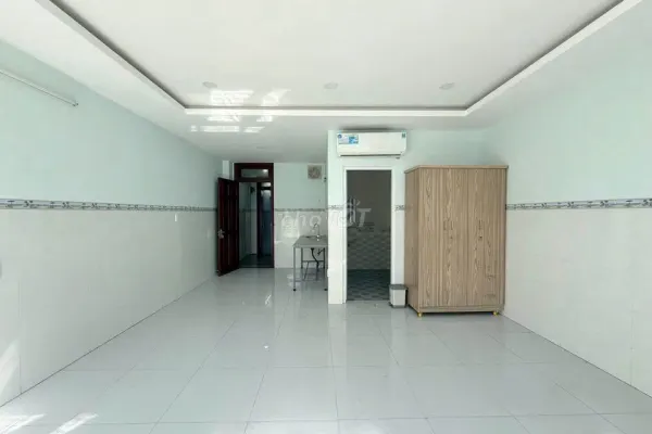 Дом, 5 спален · 300 м² 6