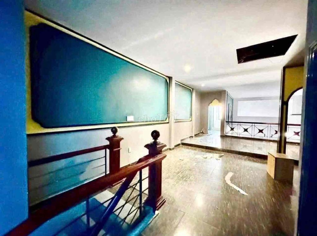 Дом, 2 спальни · 140 м² 4