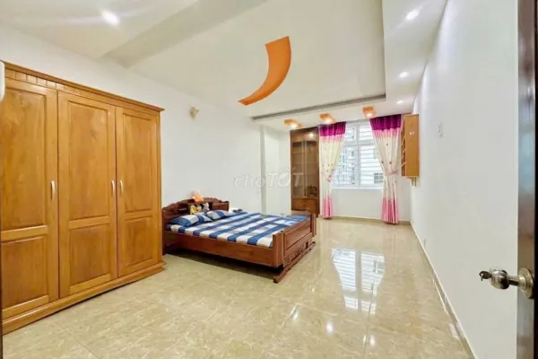 Дом, 5 спален · 105 м² 10