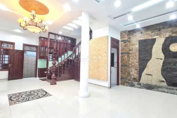 Дом, 3 спальни · 300 м² 8