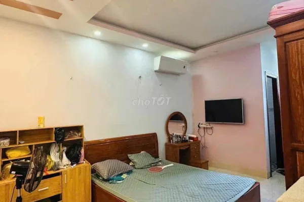 Дом, 4 спальни · 162 м² 8