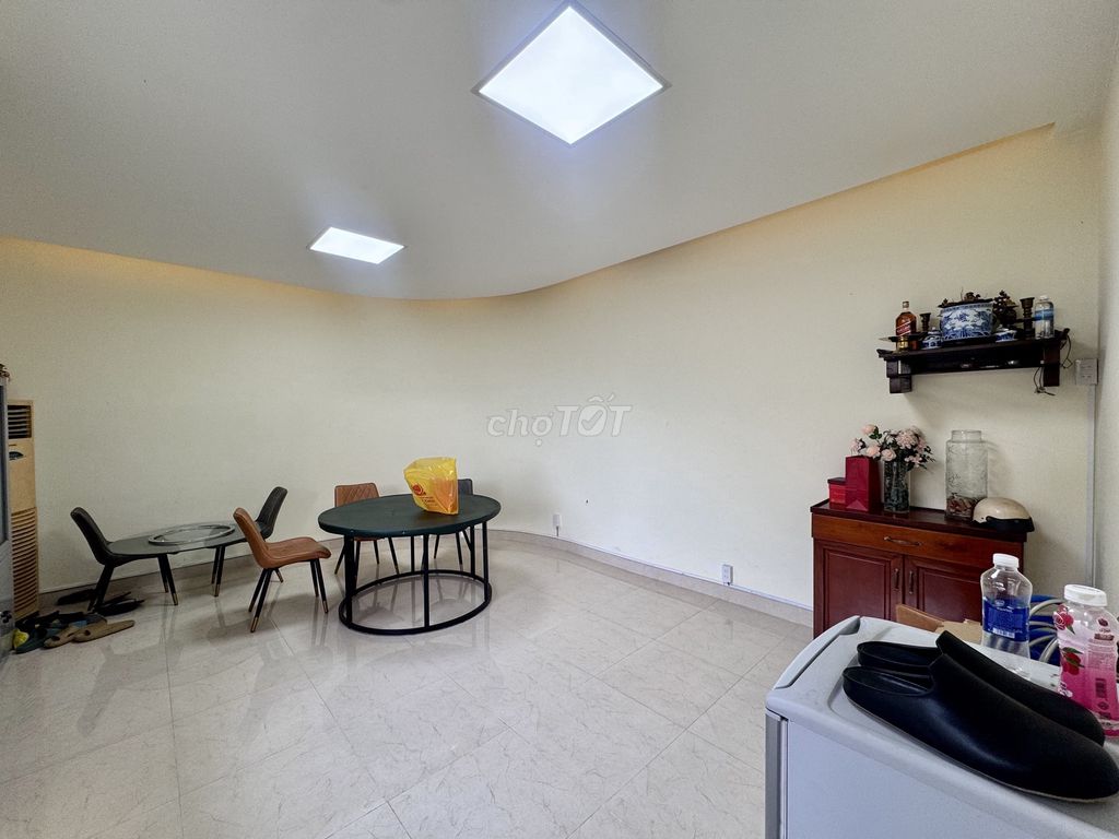 Дом, 7 спален · 195 м² 8