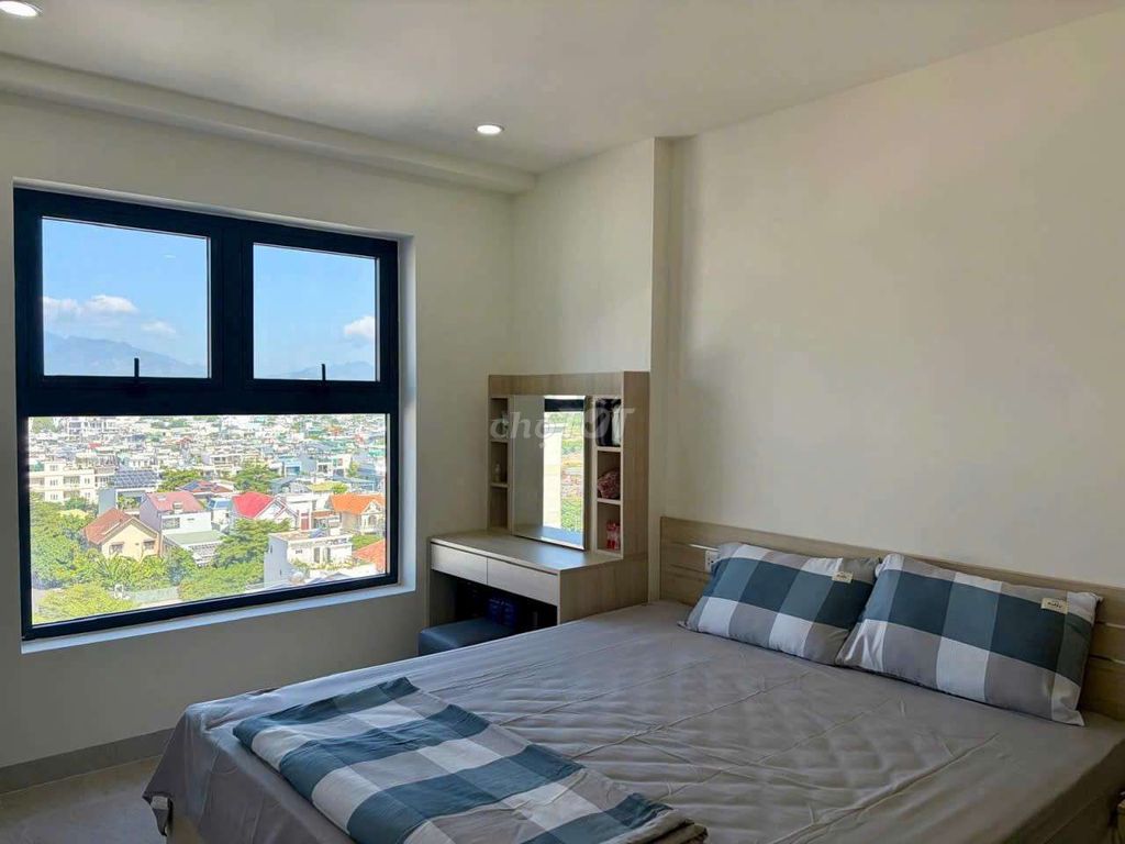 Квартира, 2 спальни · 65 м² 4