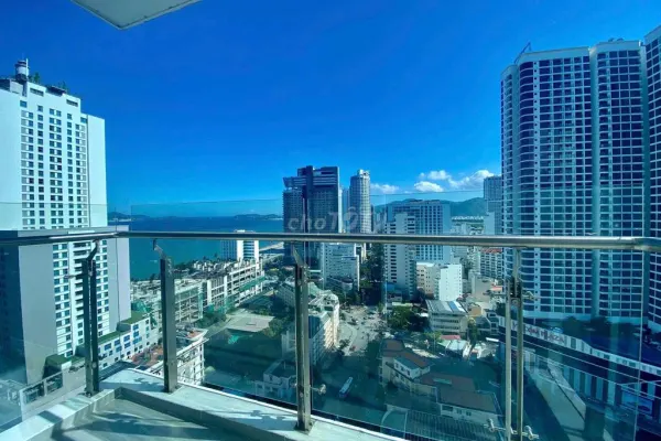 Квартира, 2 спальни · 120 м² 6