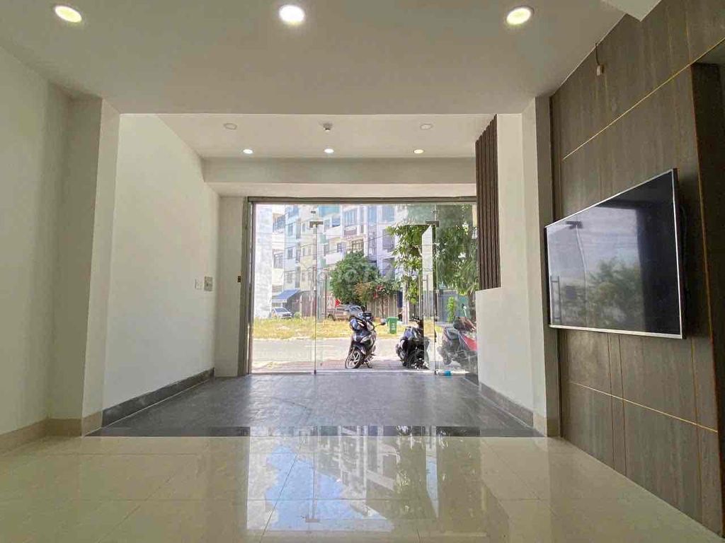 Дом, 6 спален · 60 м² 2