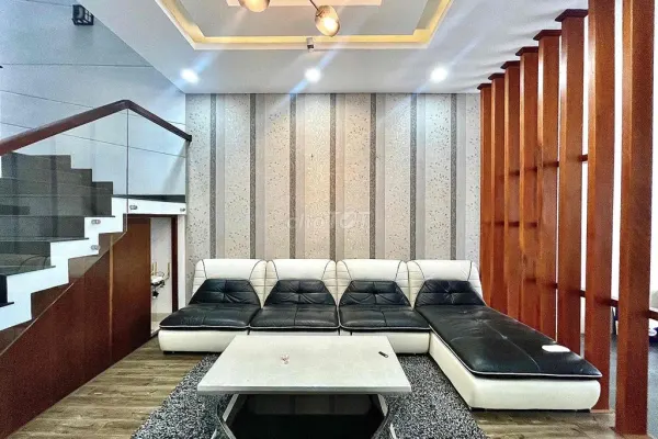 Дом, 4 спальни · 120 м² 4