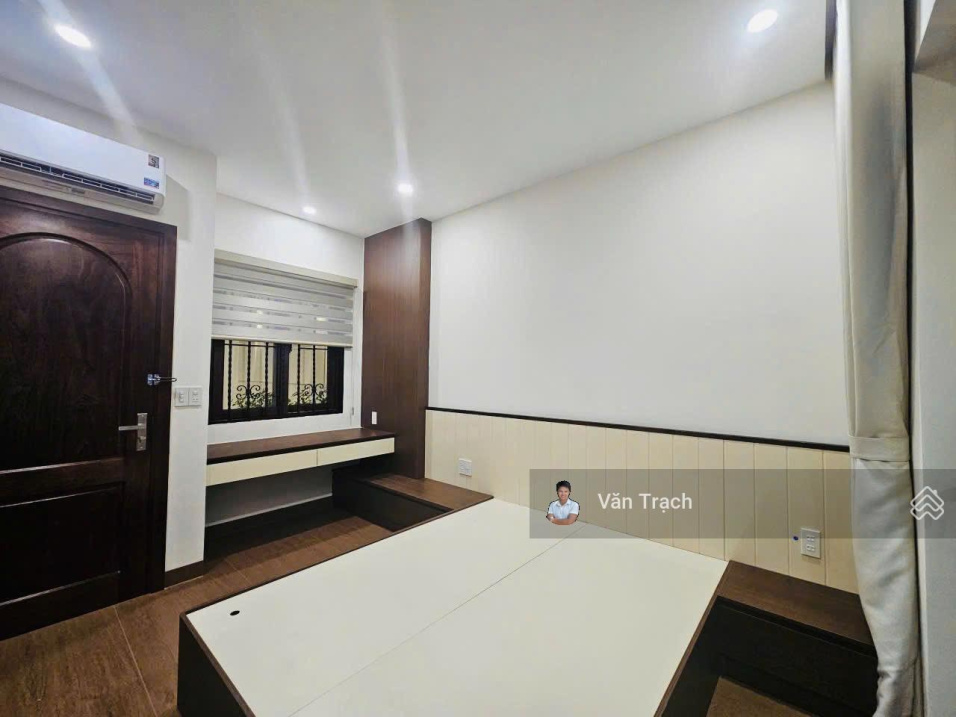 Villa, 4 спальни, 100.00 м² 4