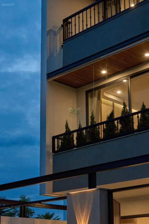 6 спальни, 130.00 м²