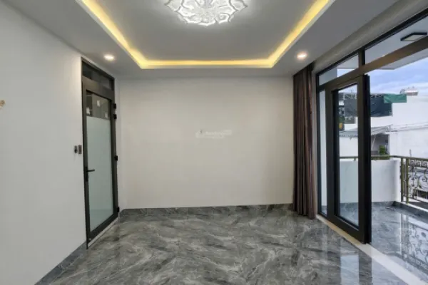 3 спальни · 180 м² 7
