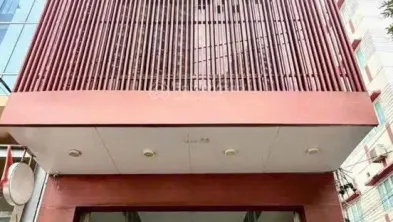 6 спален · 300 м² 7
