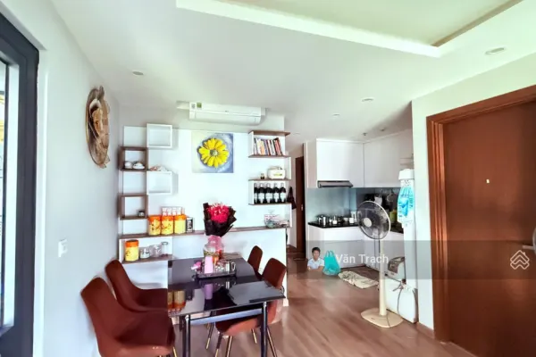 Квартира, 2 спальни · 60 м² 2