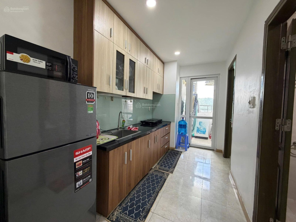 Квартира, 2 спальни · 70 м² 2