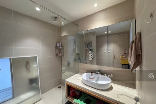 Квартира, 2 спальни · 70 м² 6