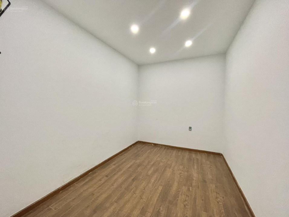 4 спальни · 100 м² 10