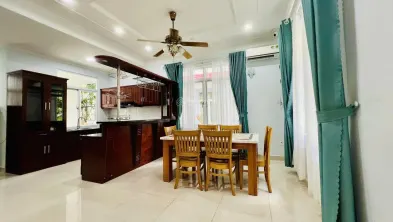 Вилла, 4 спальни · 345 м² 5