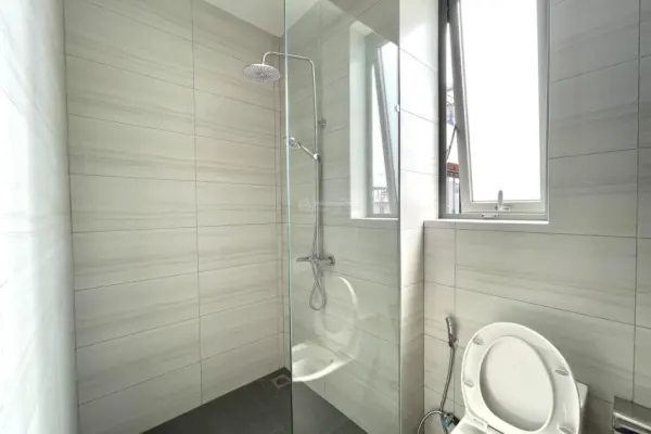 6 спален · 390 м² 9