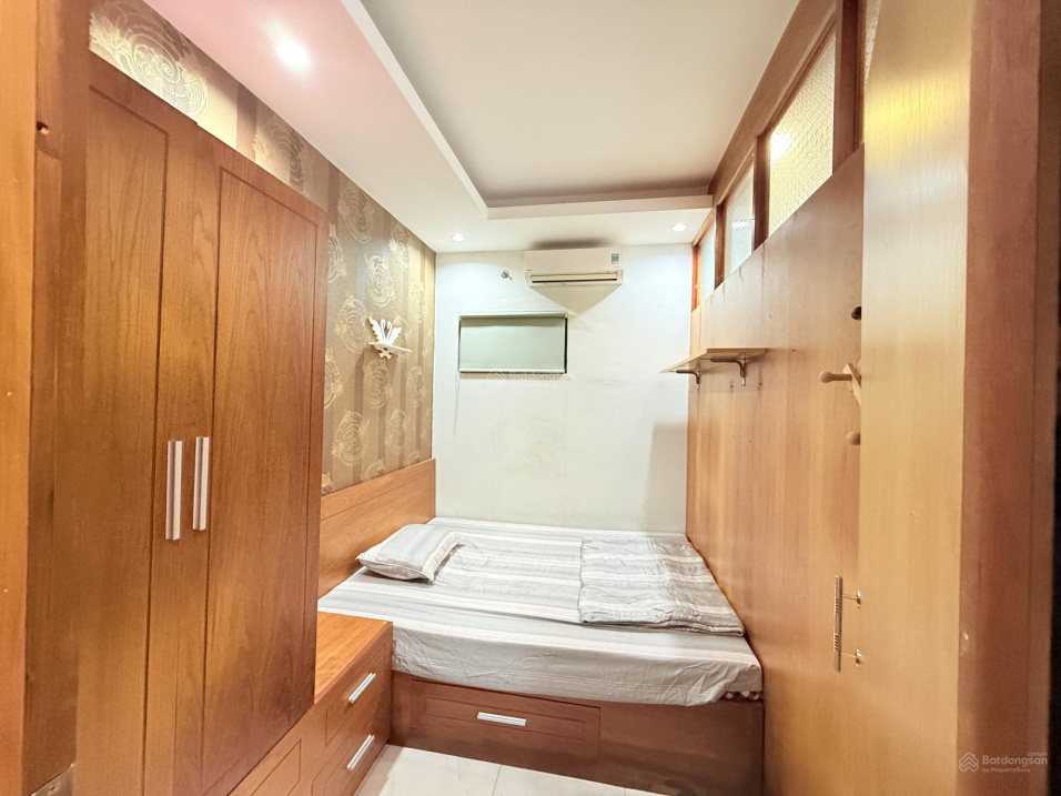 Квартира, 2 спальни · 50 м² 3