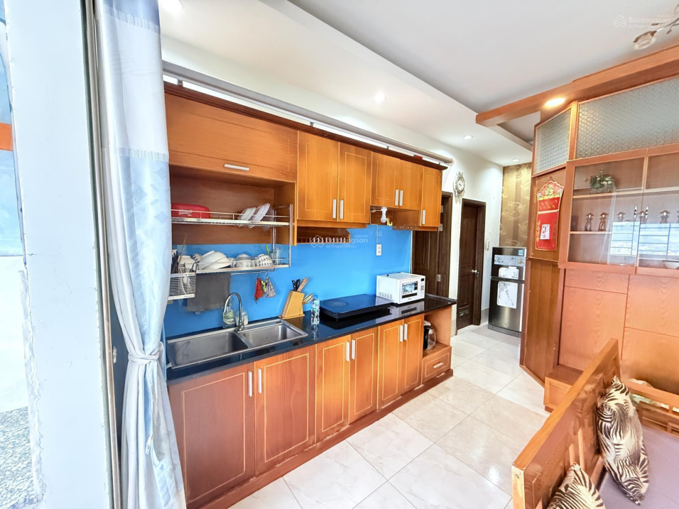 Квартира, 2 спальни · 50 м² 4