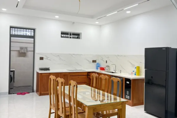 Вилла, 4 спальни · 250 м² 2
