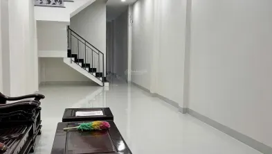 3 спальни · 120 м² 8