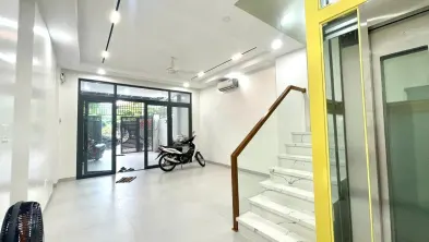 3 спальни · 110 м² 10