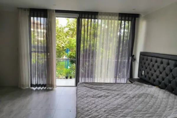 Квартира, 2 спальни · 150 м² 6