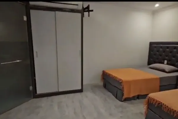 Квартира, 2 спальни · 150 м² 9